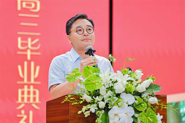 广雅校长寄语：以冠冕之礼，赴时代之约 | 2025届毕业冠冕礼