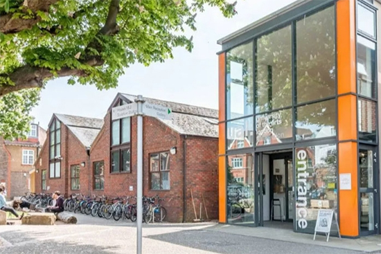 英国伦艺温布尔登艺术学院